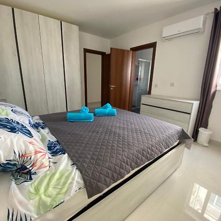 Sunshine Apartments Mellieha - Modern Three Bedroom Apartment - Apt No 1 Eksteriør bilde